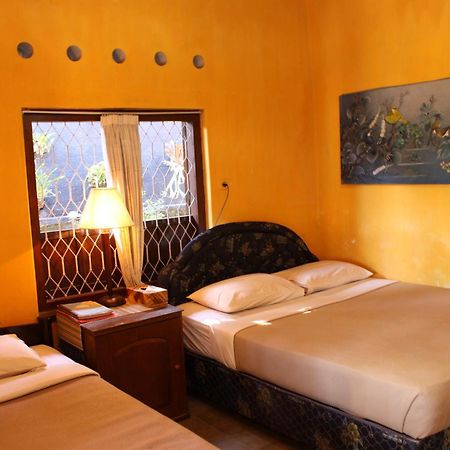 Guru Ratna Apartment Munduk  Bagian luar foto