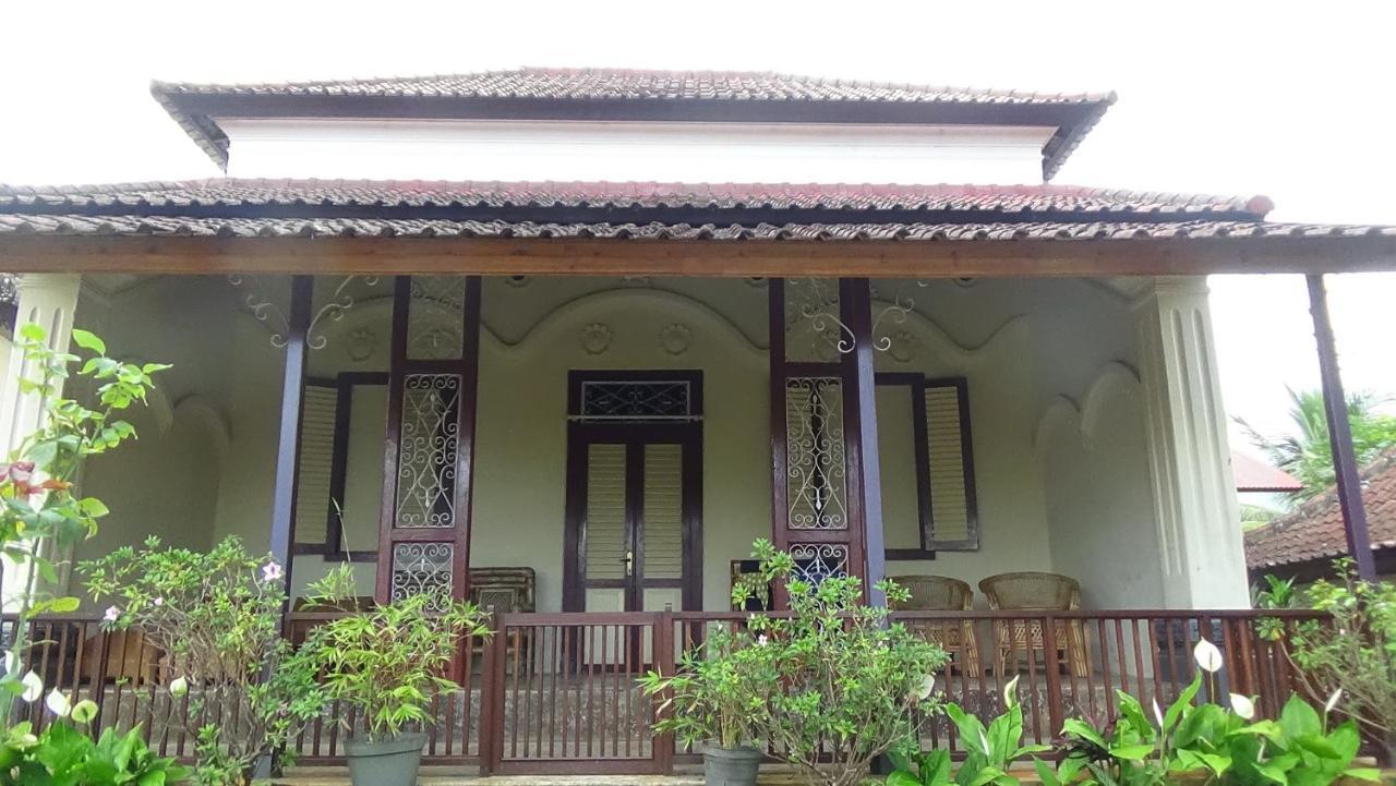 Guru Ratna Apartment Munduk  Bagian luar foto