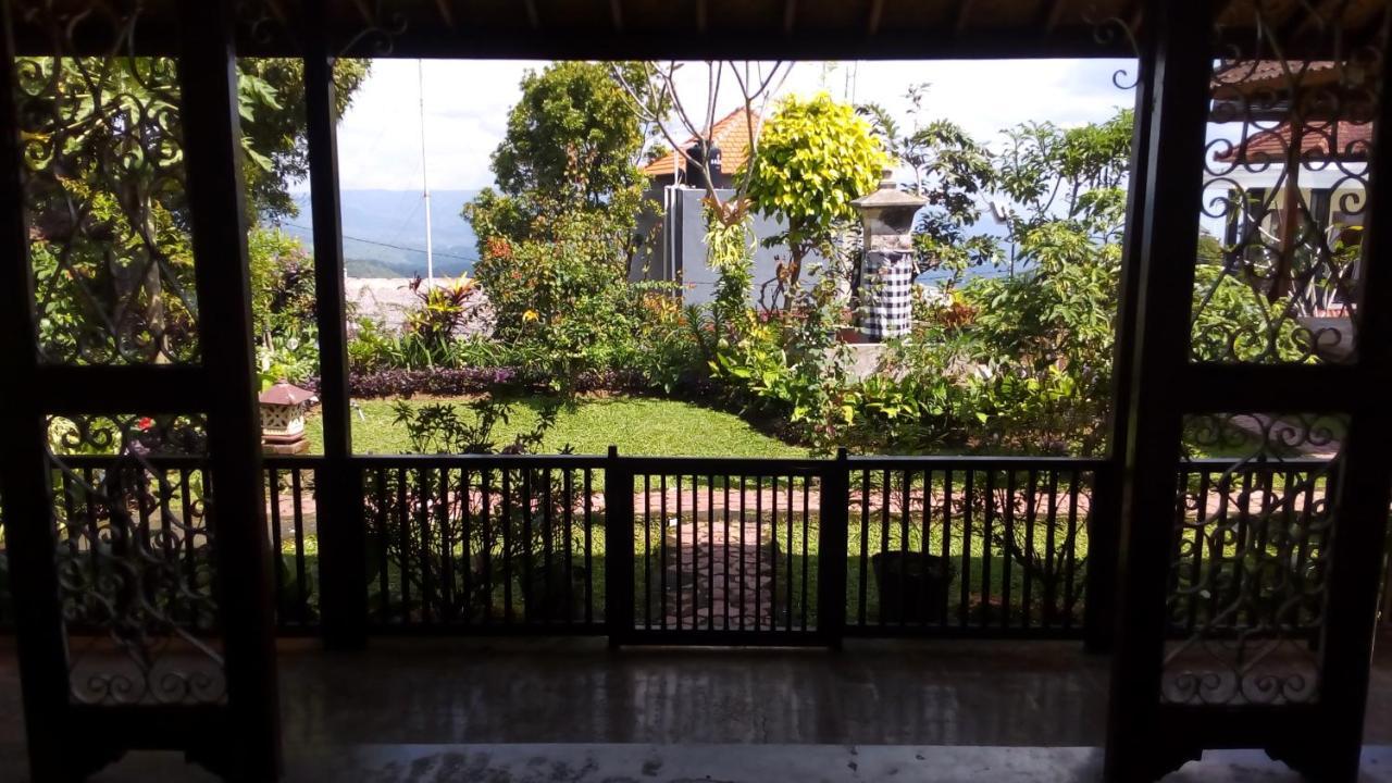 Guru Ratna Apartment Munduk  Bagian luar foto